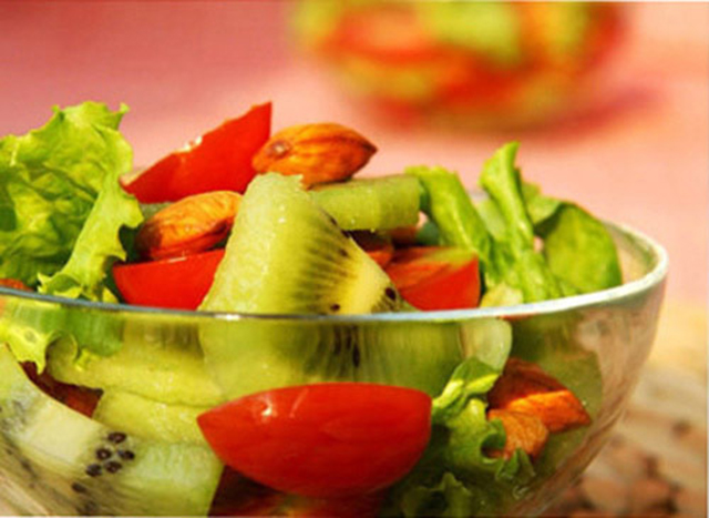 salad kiwi